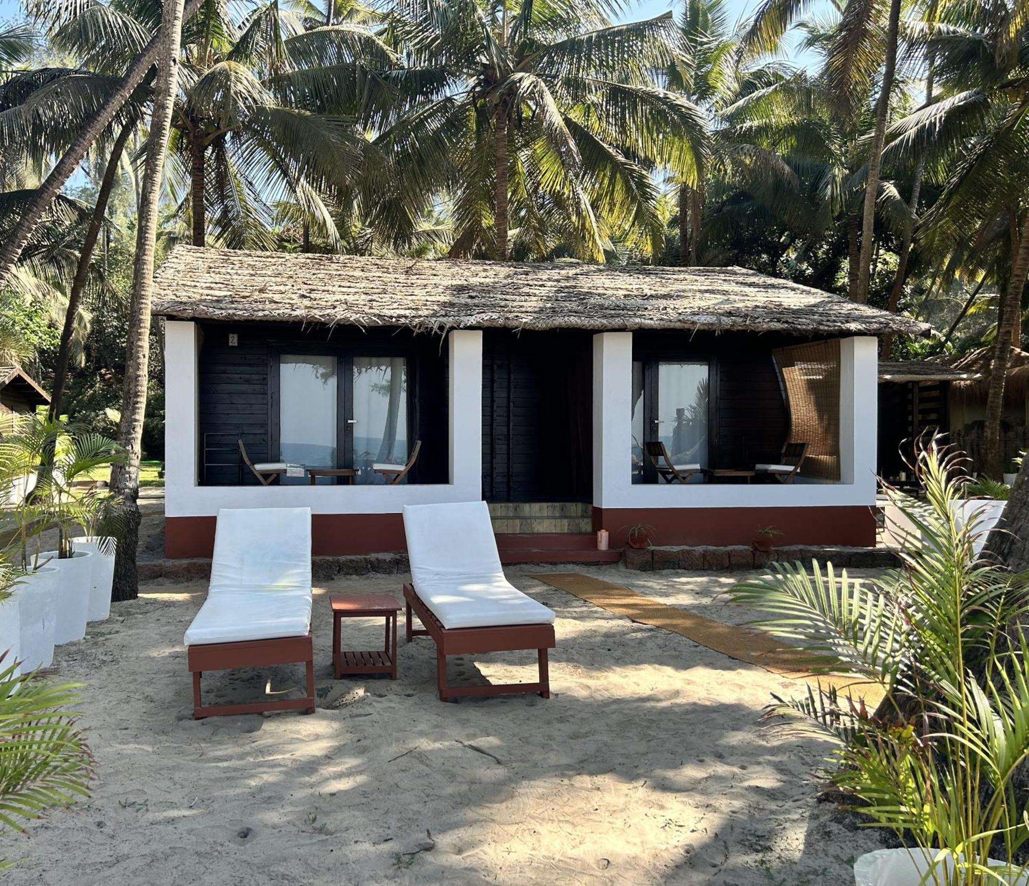 Mamagoa Beach Resort Мандрем Экстерьер фото